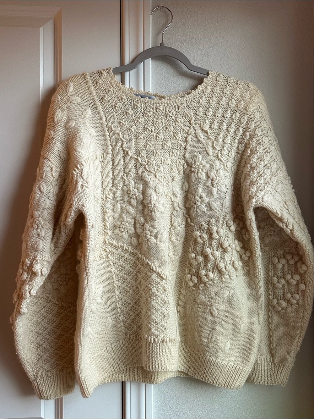 Vintage 100% Wool Signatures by Northern Isles Cable Knit Sweater